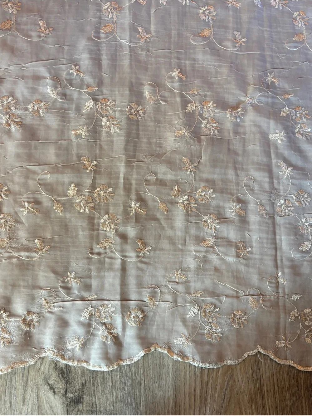 VTG Style Boho Beige Embroidered Floral Shower Curtain Fringe Trim Scalloped hem